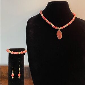 Cherry Quartz Pendant and Peach Quartzite Bead Jewelry Set